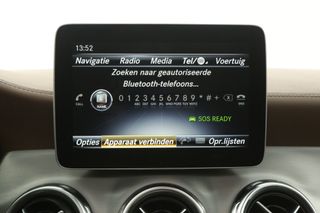 Mercedes-Benz GLA 200 AMG Premium Plus | Harman/Kardon | 157PK Automaat Pano Clima Camera LED Cruise Sfeer PDC Navi Stoelverwarming Memory-Seat Leder 18"LMV