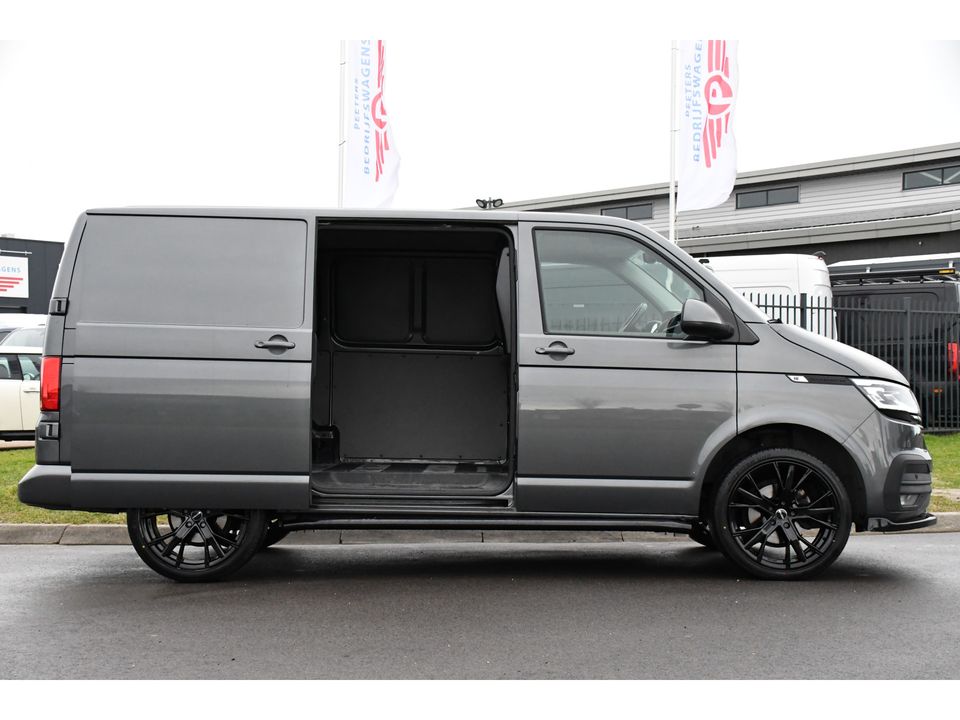 Volkswagen Transporter 2.0 TDI L1H1 PB Edition Highline Camera, Cruise, Carplay, LED, Automaat, Multimedia, Sensoren, 150PK, UNIEK!