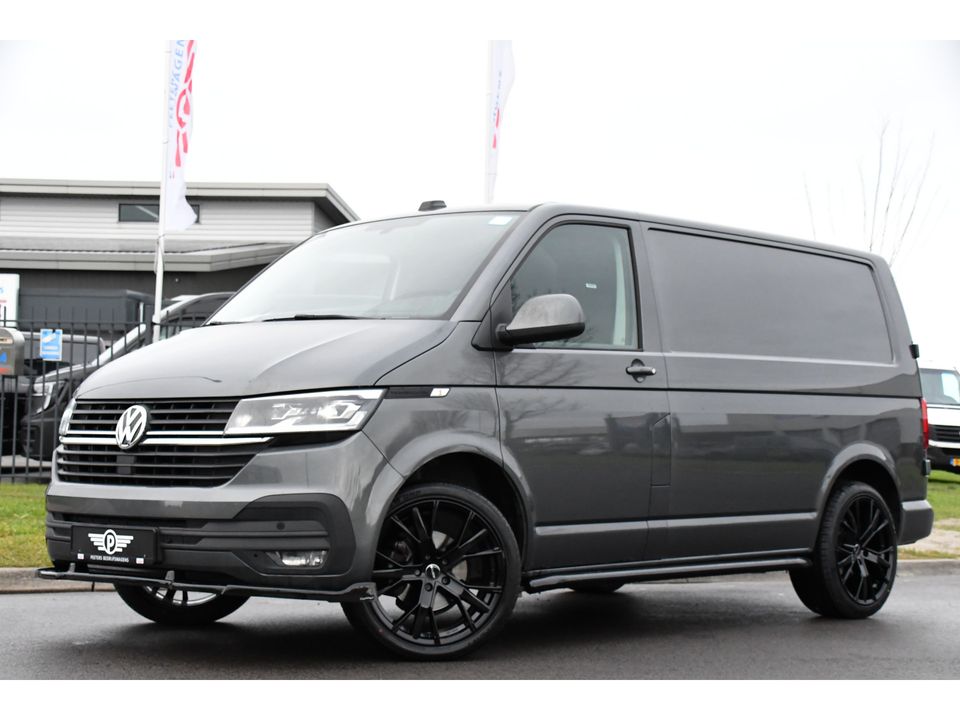 Volkswagen Transporter 2.0 TDI L1H1 PB Edition Highline Camera, Cruise, Carplay, LED, Automaat, Multimedia, Sensoren, 150PK, UNIEK!