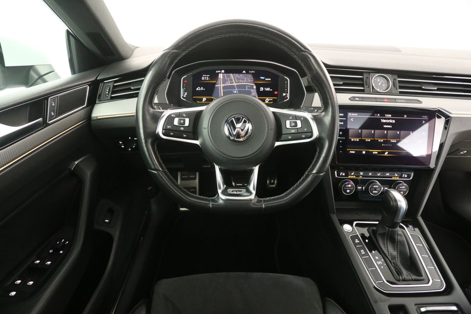 Volkswagen Arteon 2.0 TSI R-line 191PK DSG Automaat Pano LED Clima Camera Carplay Virtual Massagestoel Navi PDC Stoelverwarming Trekhaak