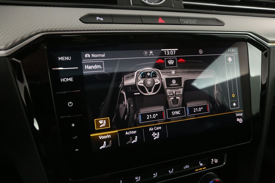 Volkswagen Arteon 2.0 TSI R-line 191PK DSG Automaat Pano LED Clima Camera Carplay Virtual Massagestoel Navi PDC Stoelverwarming Trekhaak