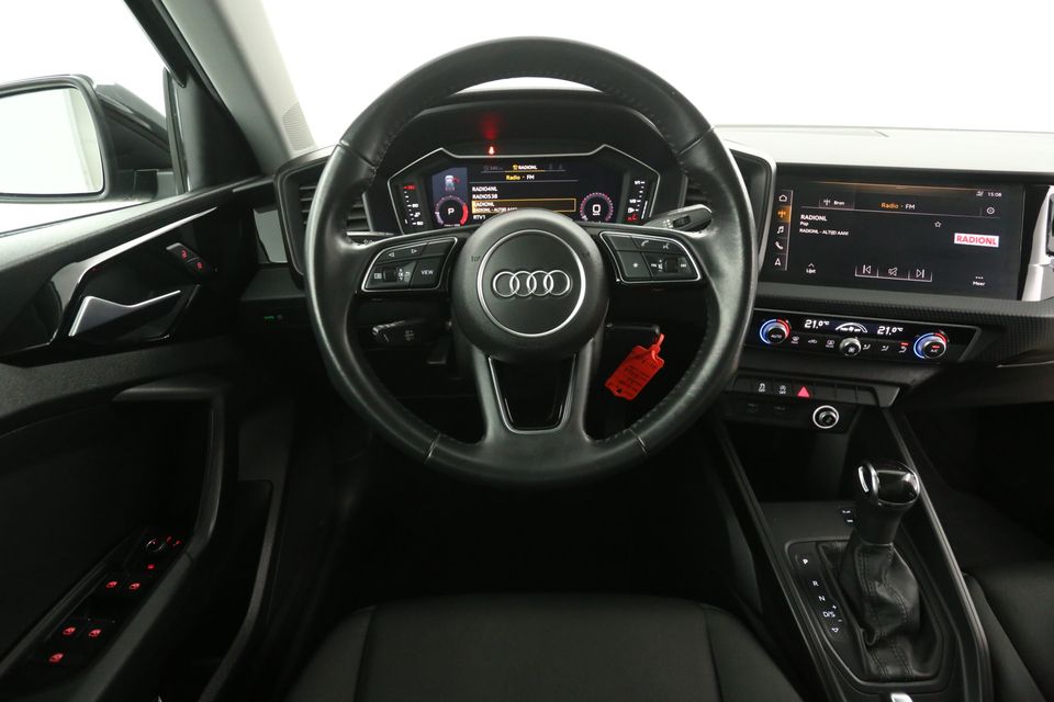 Audi A1 30 TFSI Automaat 116PK Clima Cruise Carplay Virtual Navi 17"LMV PDC