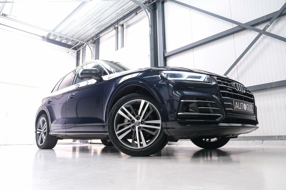 Audi Q5 55 TFSI e quattro S edition Competition | 360 cam | Luchtvering | Trekhaak | Diamond stitch | VC | Memory | NL auto NAP |