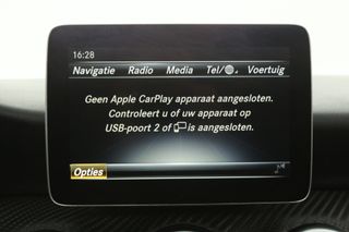 Mercedes-Benz A-Klasse 180 AMG Automaat Pano Airco Camera Cruise Carplay PDC Navi Sfeerverl. LED 18"LMV