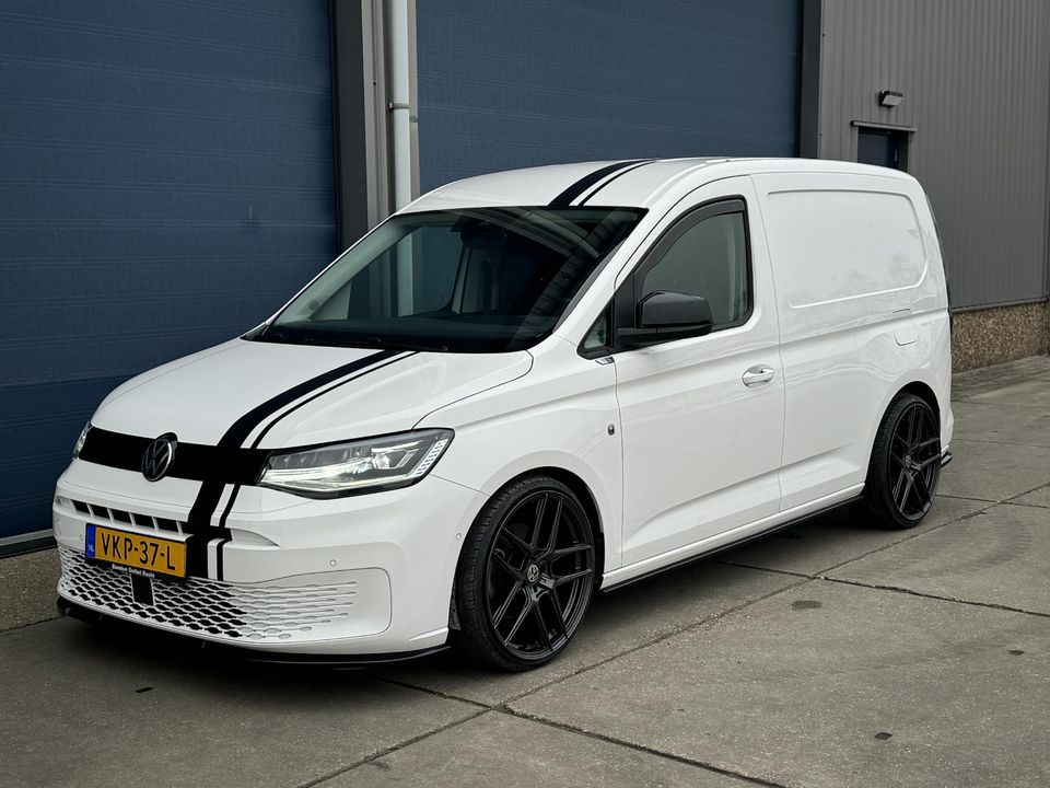 Volkswagen Caddy Cargo 2.0 TDI 1st Edition AUTOMAAT / VERLAAGD / SPOILERS / CRUISE CONTROLE / VIRTUAL COCKPIT