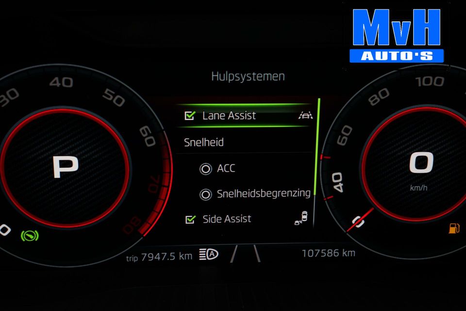 Škoda Karoq 1.5 TSI ACT Sportline Business|PANO|VIRTUAL|LUXE!