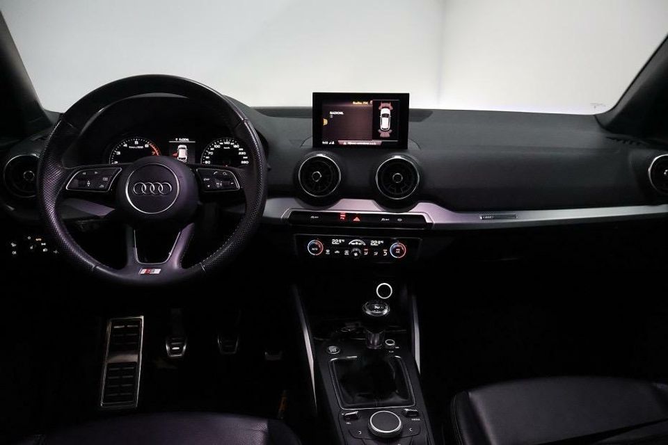 Audi Q2 1.4 TFSI CoD 3x S-Line Pano Navi Leer Cruise NAP