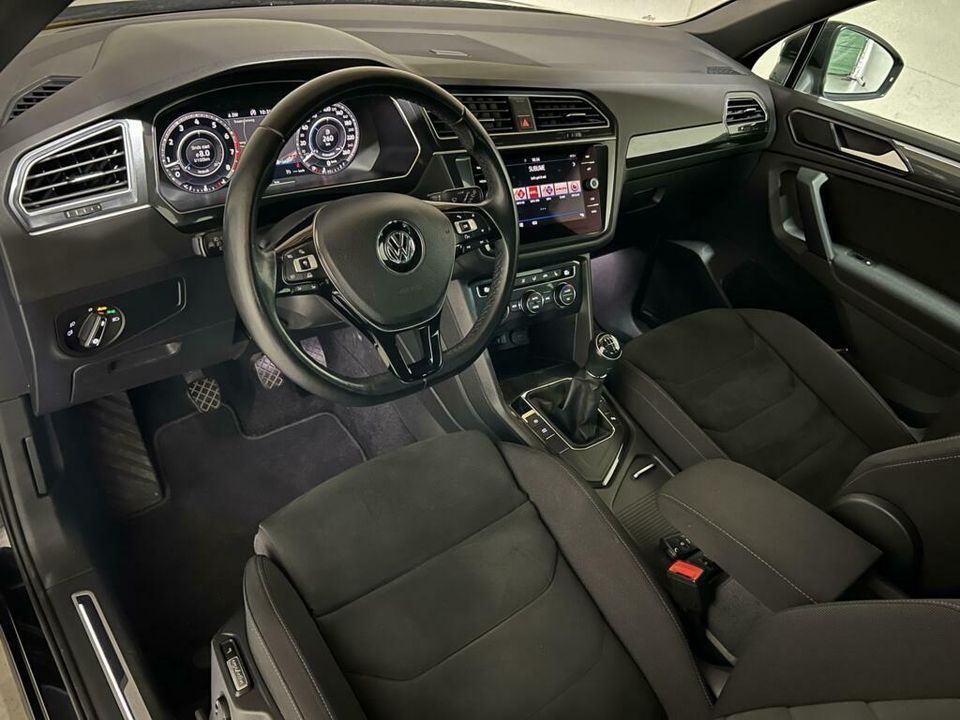 Volkswagen Tiguan 1.5 TSI R-Line Pano Virtual Trekh. Massage