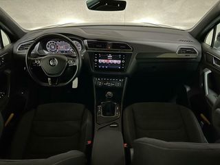 Volkswagen Tiguan 1.5 TSI R-Line Pano Virtual Trekh. Massage