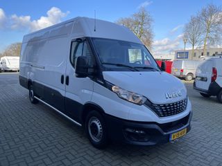 Iveco Daily 35S14V 2.3 410 L4H2 automaat / vaste prijs rijklaar € 23.950 ex btw / lease vanaf € 428 / cruise en climate control / trekhaak 3500 kg / euro 6 diesel / bpm vrij / laadruimte 475 cm lang