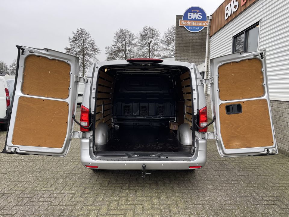 Mercedes-Benz Vito 114 CDI Lang L2H1 automaat / vaste prijs rijklaar € 26.950 ex btw / bpm vrij / lease vanaf € 439 / airco / cruise / navi / camera / pdc / stoelverwarming / led koplampen !