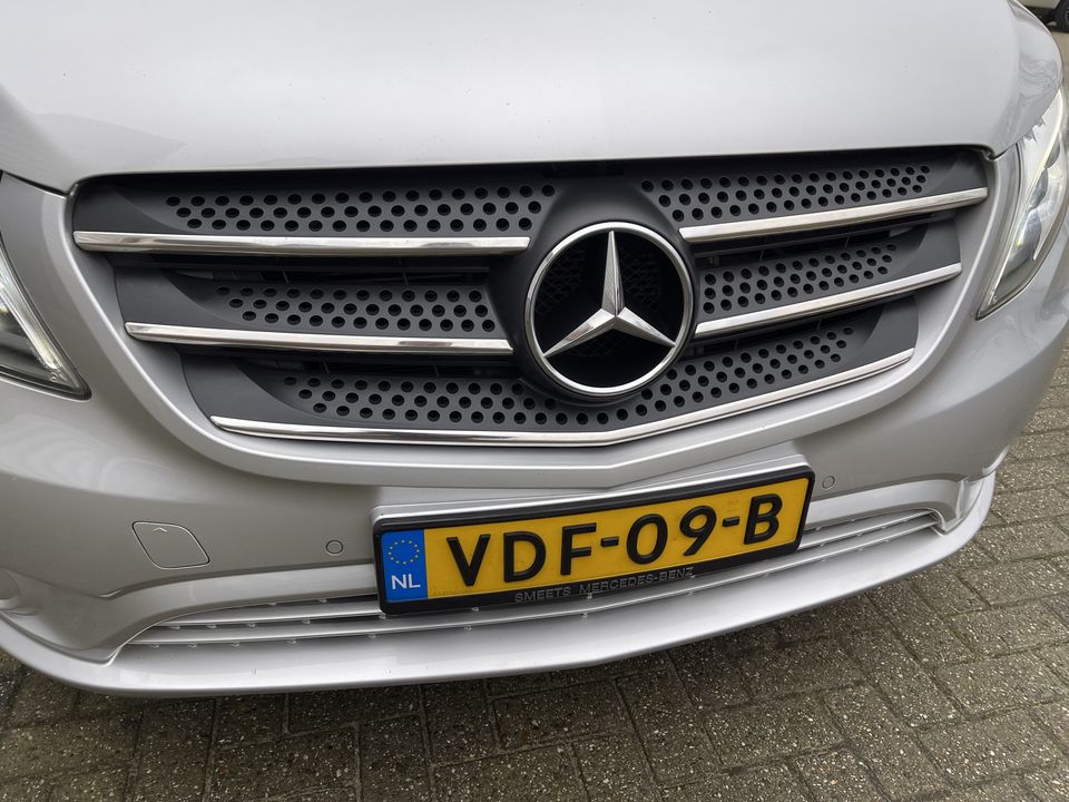 Mercedes-Benz Vito 114 CDI Lang L2H1 automaat / vaste prijs rijklaar € 26.950 ex btw / bpm vrij / lease vanaf € 439 / airco / cruise / navi / camera / pdc / stoelverwarming / led koplampen !