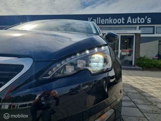 Peugeot 308 SW 1.2 PureTech, Pano, Adaptive CC, Full LED