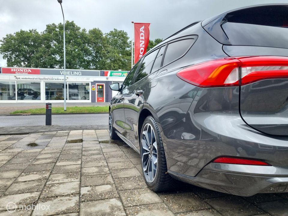 Ford Focus Wagon 1.0 EcoBoost ST Line Business, Automaat!