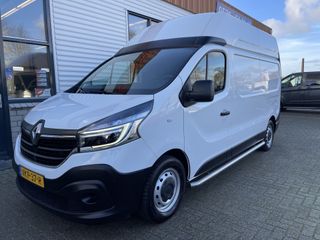 Renault Trafic 2.0 dCi 170pk T29 L2H2 Comfort / vaste prijs rijklaar € 19.950 ex btw / lease vanaf € 366 / airco / cruise / navigatie / pdc achter / trekhaak / euro 6 diesel / geschikt voor camper ombouw !