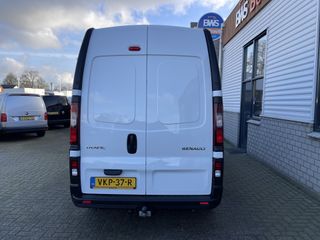 Renault Trafic 2.0 dCi 170pk T29 L2H2 Comfort / vaste prijs rijklaar € 19.950 ex btw / lease vanaf € 366 / airco / cruise / navigatie / pdc achter / trekhaak / euro 6 diesel / geschikt voor camper ombouw !