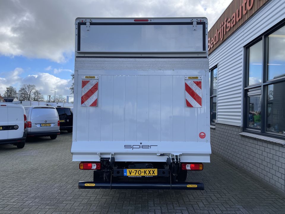 Iveco Daily 35C16 2.3 410 160pk bakwagen dubbellucht met Palfinger laadklep / handgeschakeld / euro 6 / lease vanaf € 500 / airco / netto laadvermogen 880kg / L 430 cm x H 207 cm x H 210 cm