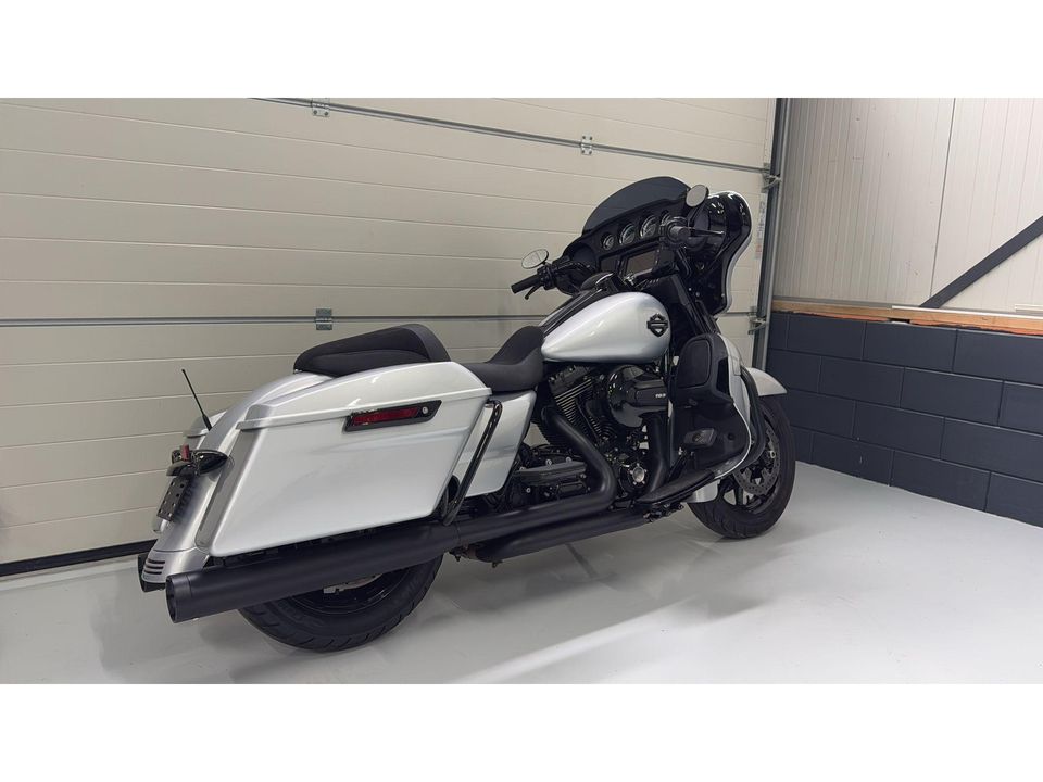 Harley Davidson 103 FLHX Streetglide Street Glide Black Out