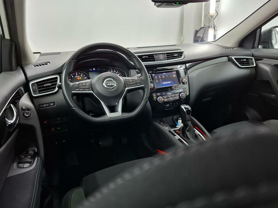 Nissan QASHQAI 1.3 DIG-T Pano 360° Trekh. Navi Cruise NAP