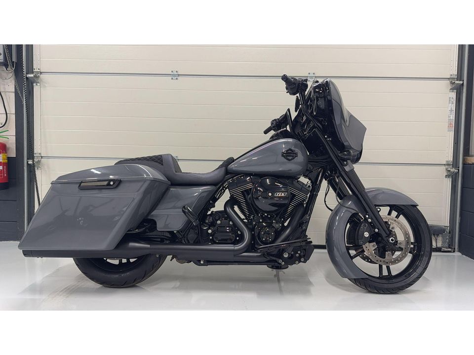 Harley Davidson 103 FLHXS Street Glide Streetglide CVO