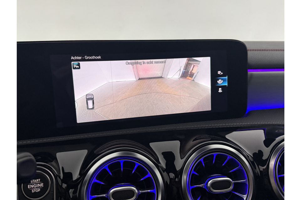 Mercedes-Benz CLA-Klasse 180 Business Solution AMG Pano Sfeerver. Camera Carplay LED Clima Cruise Navi PDC Memory-Seats Kuipstoelen Virtual 18''LMV