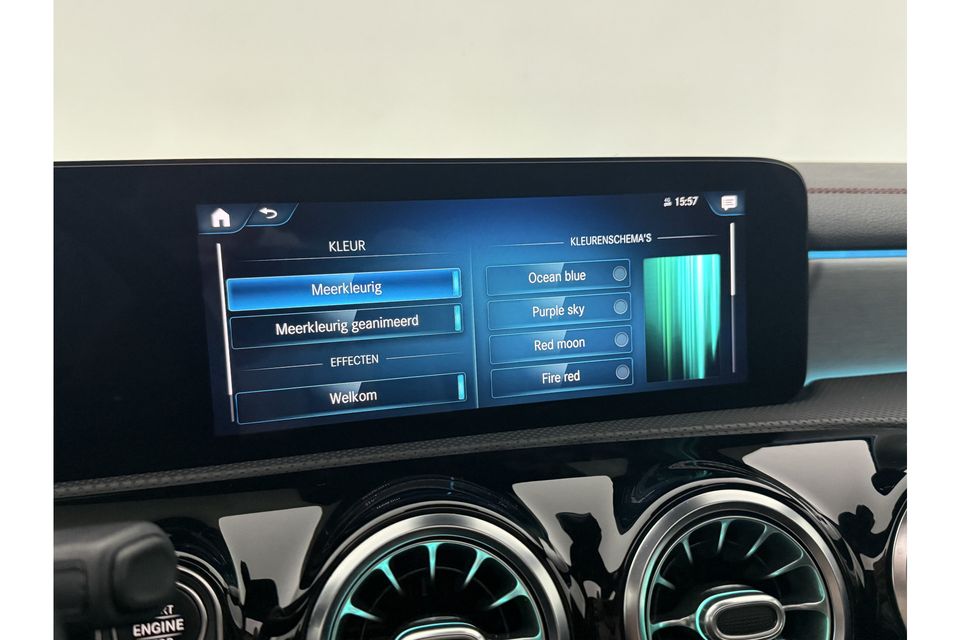 Mercedes-Benz CLA-Klasse 180 Business Solution AMG Pano Sfeerver. Camera Carplay LED Clima Cruise Navi PDC Memory-Seats Kuipstoelen Virtual 18''LMV