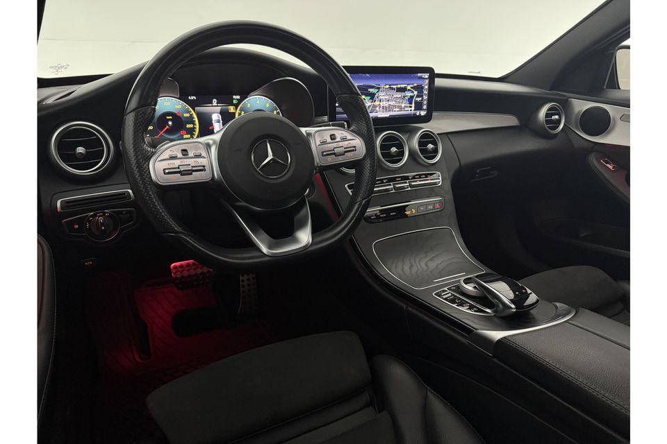 Mercedes-Benz C-Klasse 180 Business Solution AMG | 157PK | Pano Camera Carplay LED Sfeerverl. Cruise Clima Navi Virtual 18"LMV DAB+ Stoelverwarming