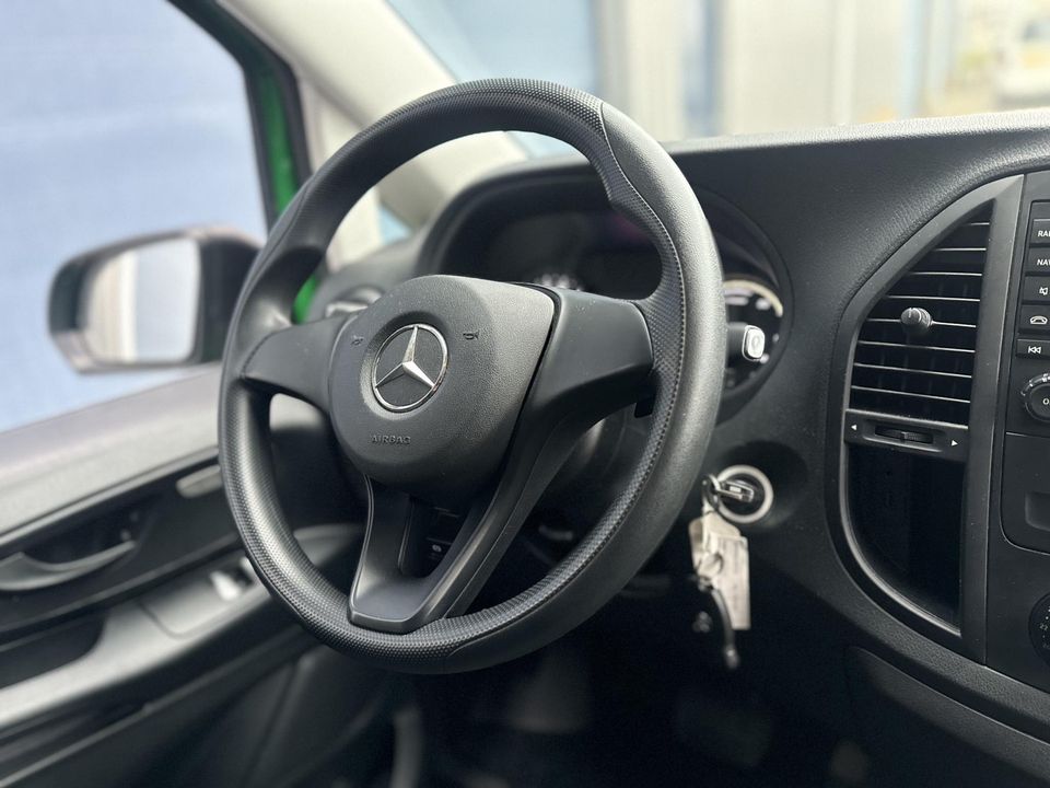 Mercedes-Benz eVito Lang 41 kWh AIRCO / NAVI / CAMERA / L2H1 / STOELVERWARMING / ELEKTRISCH