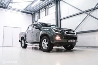 Isuzu D-max 1.9 Double Cab lang LS | 4x4 | Camera | Automaat | Zeer netjes | LED | Toyota Hilux |