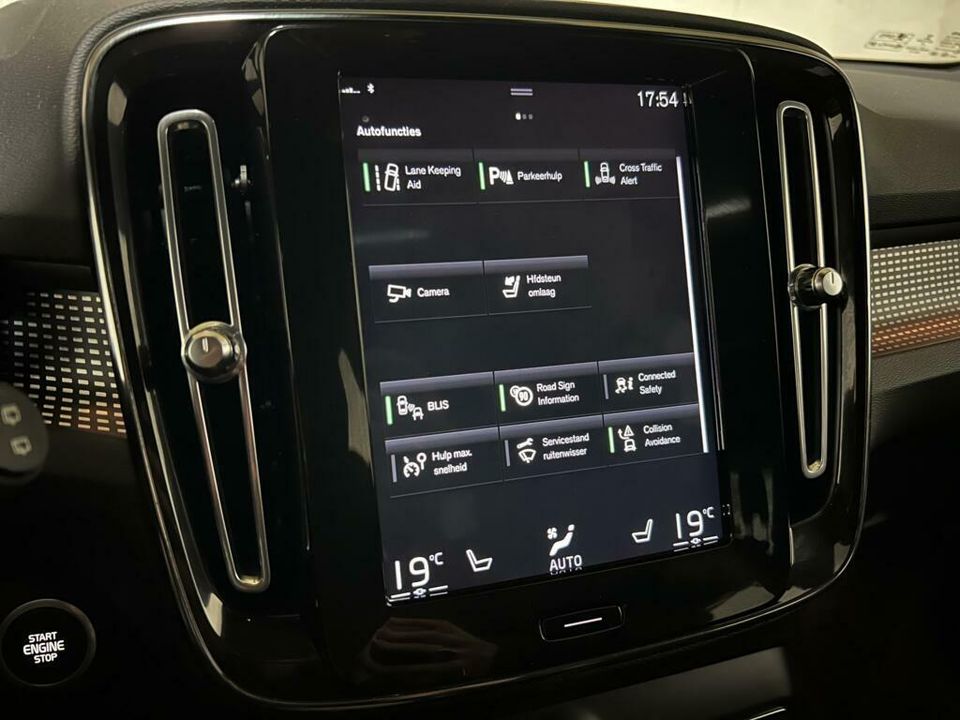 Volvo XC40 1.5 T5 Recharge R-Design Pano ACC CarPlay