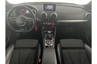 Audi A3 1.4 TFSI CoD S-line 141PK LED Clima Cruise Trekhaak Navigatie PDC 18"LMV