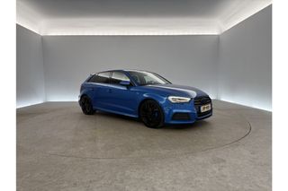 Audi A3 1.5 TFSI S Line Automaat LED Clima Cruise Navigatie Stoelverwarming Parkeersensoren 18"LMV