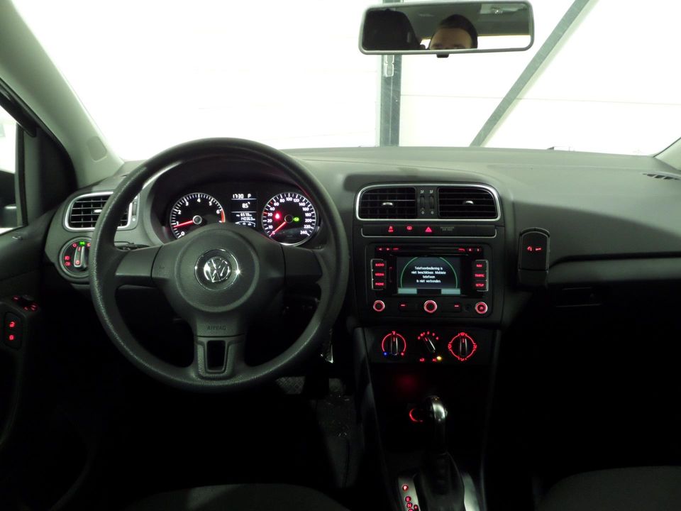 Volkswagen Polo 1.2 TSI DSG Comfortline "Origineel NL!" Automaat Bluetooth Navigatie Parkeersensor, van 2e eigenaar in nieuwstaat!