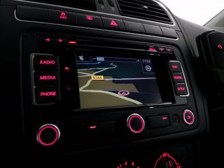 Volkswagen Polo 1.2 TSI DSG Comfortline "Origineel NL!" Automaat Bluetooth Navigatie Parkeersensor, van 2e eigenaar in nieuwstaat!