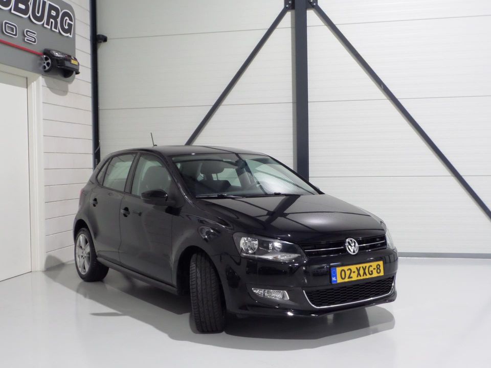 Volkswagen Polo 1.2 TSI DSG Comfortline "Origineel NL!" Automaat Bluetooth Navigatie Parkeersensor, van 2e eigenaar in nieuwstaat!