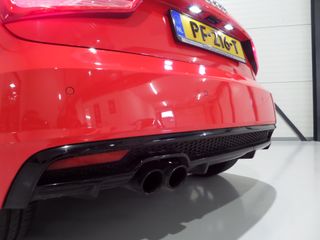 Audi A1 1.8 TFSI 192PK 3X S-Line Automaat! Schaalstoelen Pano Xenon-LED Stoelverwarming DAB+, van 2e eigenaar in nieuwstaat!