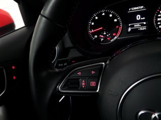 Audi A1 1.8 TFSI 192PK 3X S-Line Automaat! Schaalstoelen Pano Xenon-LED Stoelverwarming DAB+, van 2e eigenaar in nieuwstaat!