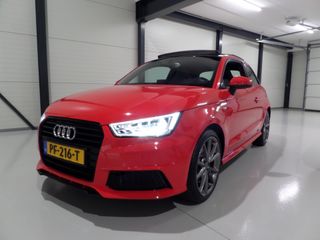 Audi A1 1.8 TFSI 192PK 3X S-Line Automaat! Schaalstoelen Pano Xenon-LED Stoelverwarming DAB+, van 2e eigenaar in nieuwstaat!