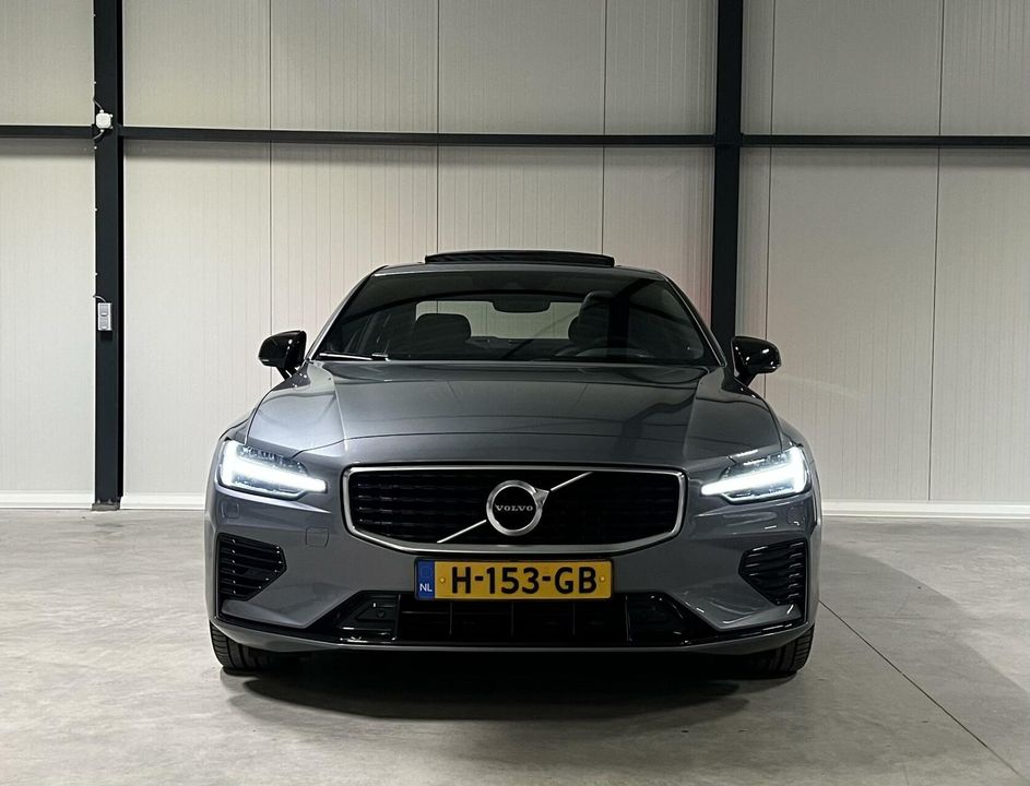 Volvo S60 2.0 T8 AWD Twin Engine R-Design Pano Head-up NAP