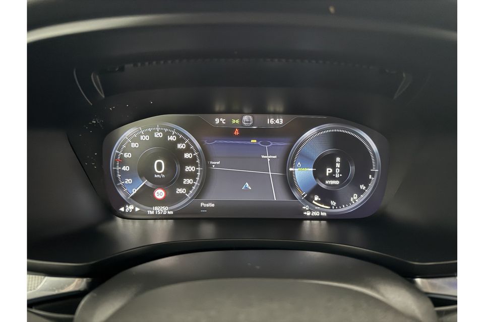 Volvo V60 2.0 T6 Twin Engine AWD R-Design | Harman/Kardon | 342PK Camera LED Carplay Clima Sfeerverl. Memory-Seat Trekhaak Navi Leder Virtual PDC Stoelverwarming 19"LMV