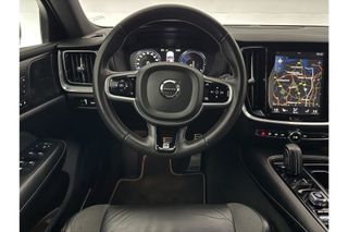 Volvo V60 2.0 T6 Twin Engine AWD R-Design | Harman/Kardon | 342PK Camera LED Carplay Clima Sfeerverl. Memory-Seat Trekhaak Navi Leder Virtual PDC Stoelverwarming 19"LMV