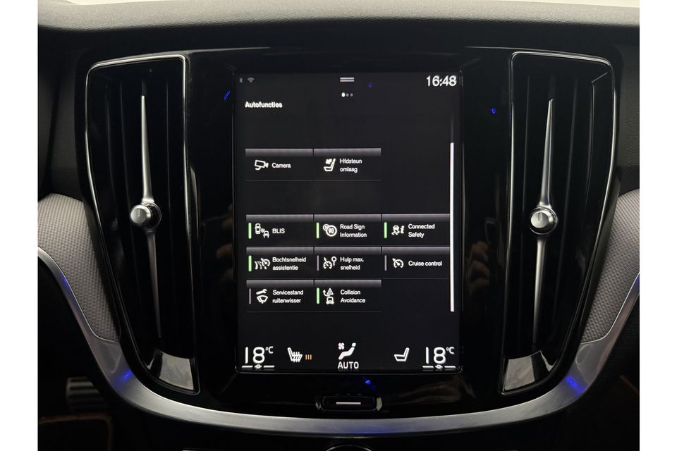 Volvo V60 2.0 T6 Twin Engine AWD R-Design | Harman/Kardon | 342PK Camera LED Carplay Clima Sfeerverl. Memory-Seat Trekhaak Navi Leder Virtual PDC Stoelverwarming 19"LMV