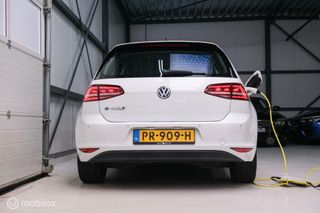 Volkswagen e-Golf | Adaptive | Stoelverwarming | PDC | Navigatie | Ambiance verlichting | LED |