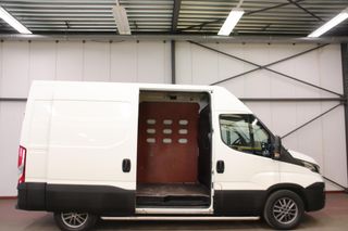 Iveco Daily 35S14V 2.3 L2H2 MET 3500 KG Trekvermogen