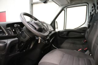 Iveco Daily 35C14 2.3 KIPPER MET 3500 KG TREKVERMOGEN