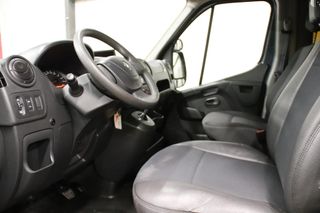 Renault Master 170PK AUTOMAAT LOWLINER VERKOOPWAGEN PAARDENWAGEN