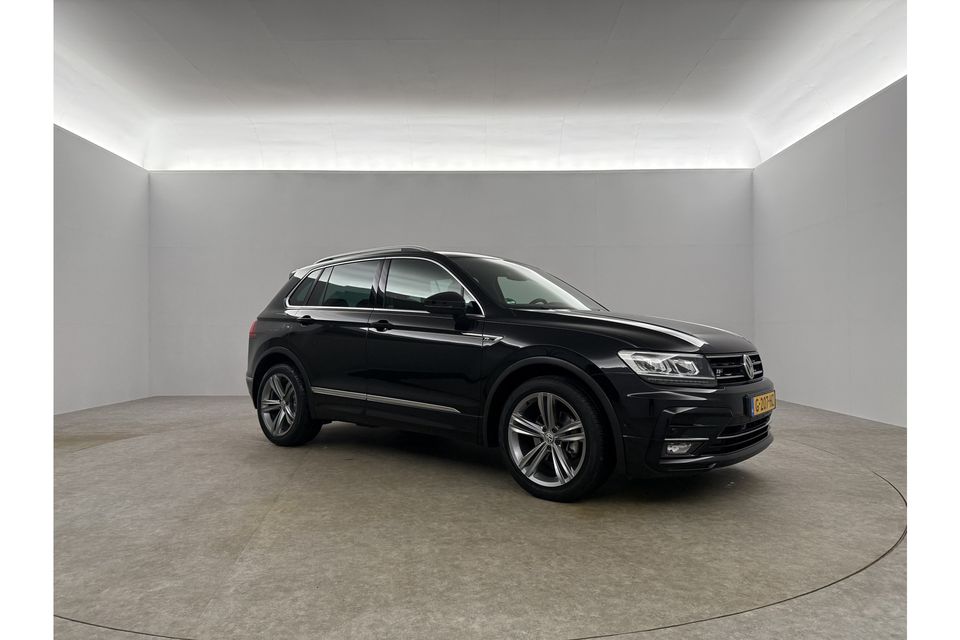 Volkswagen Tiguan 1.5 TSI R-line DSG Adaptive Cruise LED Camera Carplay Clima Navi Virtual DAB+ PDC 19"LMV