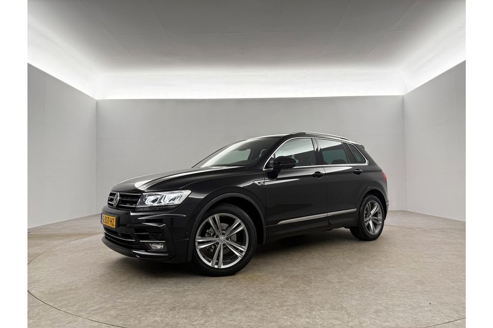 Volkswagen Tiguan 1.5 TSI R-line DSG Adaptive Cruise LED Camera Carplay Clima Navi Virtual DAB+ PDC 19"LMV