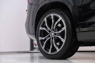 BMW X1 xDrive25e eDrive M Edition 220 pk | Camera | NL auto NAP | DAB | Ambiance | 19 inch | Leder | Sportline |