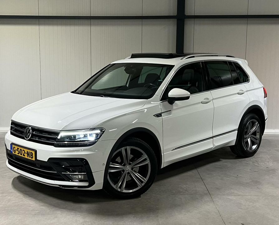 Volkswagen Tiguan 1.5 TSI 2X R-line Pano Virtual Trekhaak